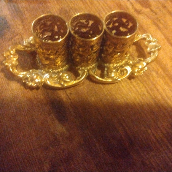 Vintage vanity set - Picture 2 of 3